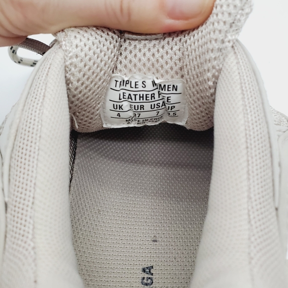 BALENCIAGA Triple S Sneaker 'Light Beige Faded' 37 - Picture 13 of 16